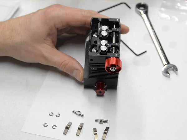A Father-Daughter Bonding Experience: Building a Semto Engine | Stirlingkit