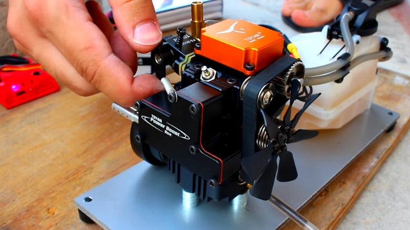 4 Stroke RC Engine Test – The Toyan FS S100 G Engine