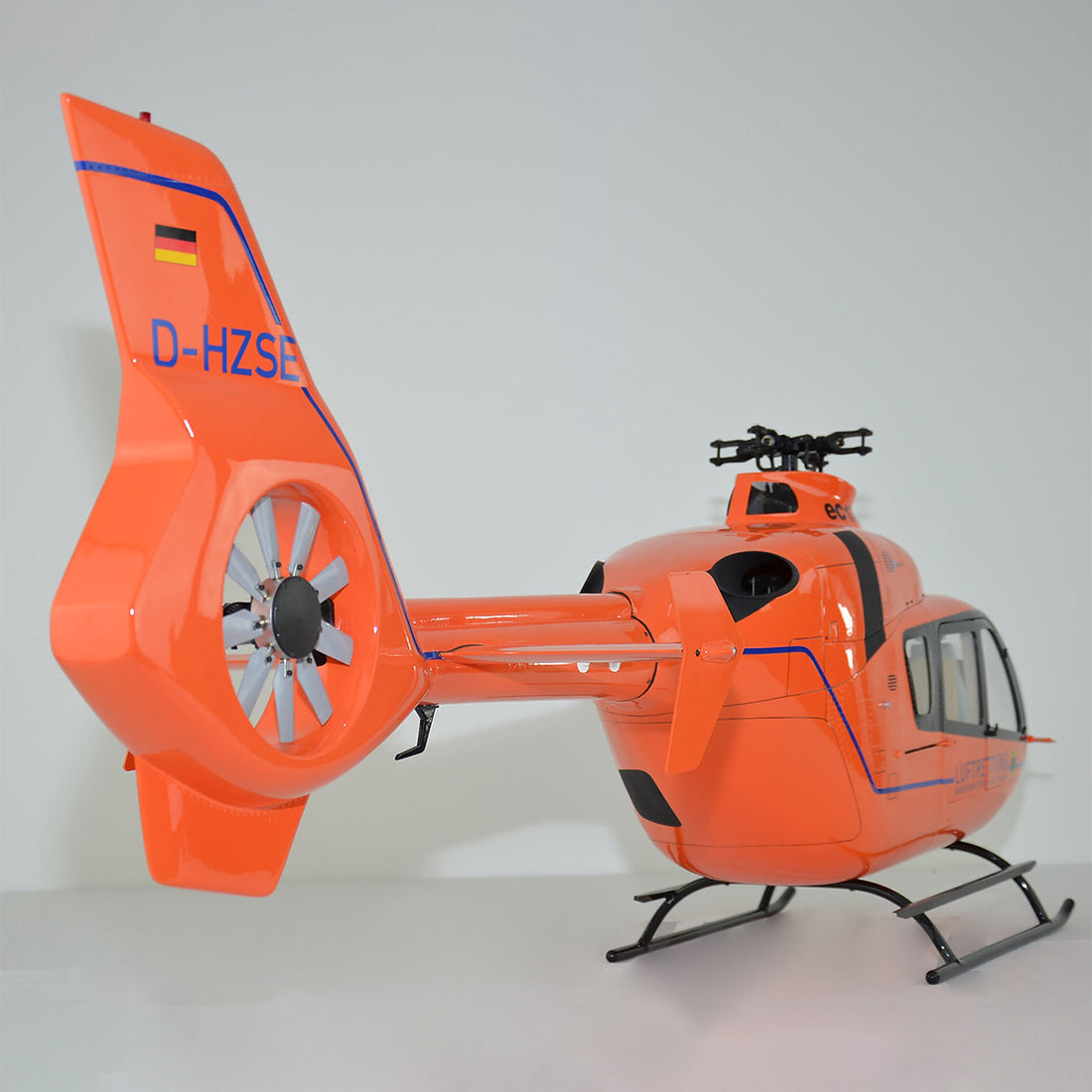 800 Size EC135 GPS RC Helicopter Large Scale Helicopter with H1 PRO Flight Controller RTF - stirlingkit