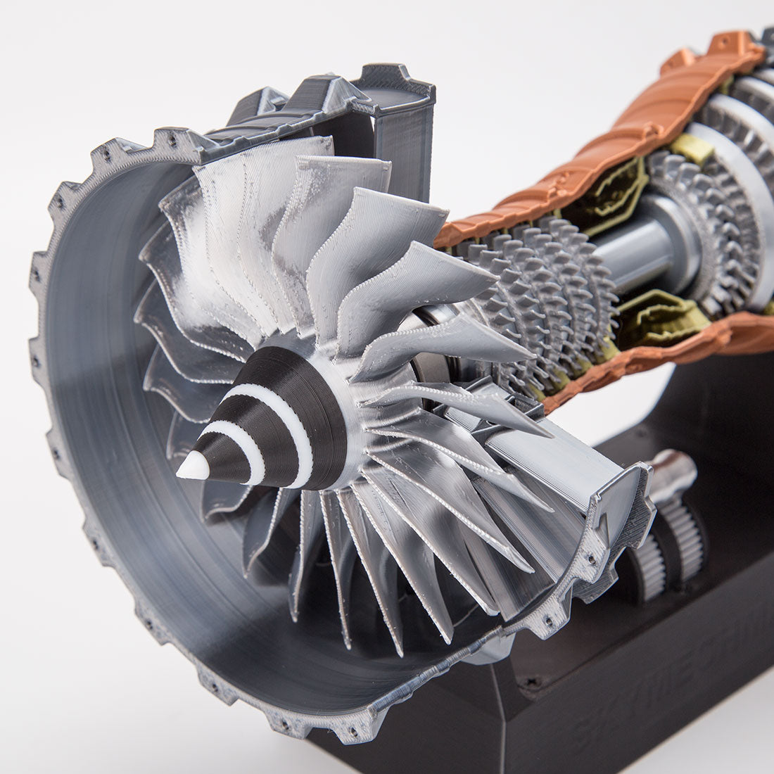 SKYMECHMAN TR900 Aircraft Turbofan Engine Model Kits 1/15 with LED Light Upgrade - stirlingkit