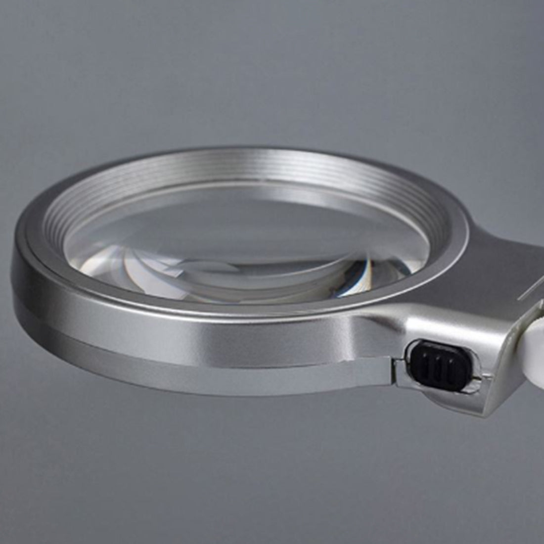 Desktop Magnifying Glass Station with 3X/4.5X Lenses & Helping Hands