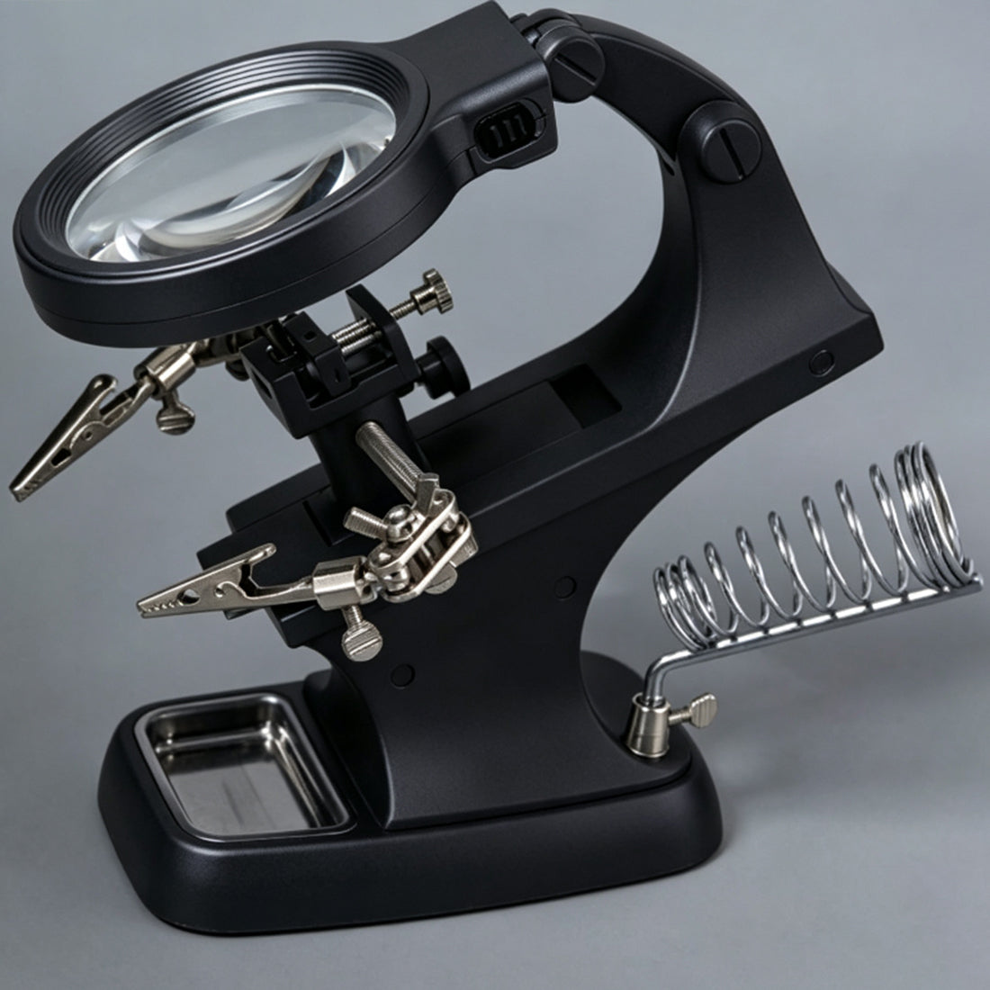 Desktop Magnifying Glass Station with 3X/4.5X Lenses & Helping Hands