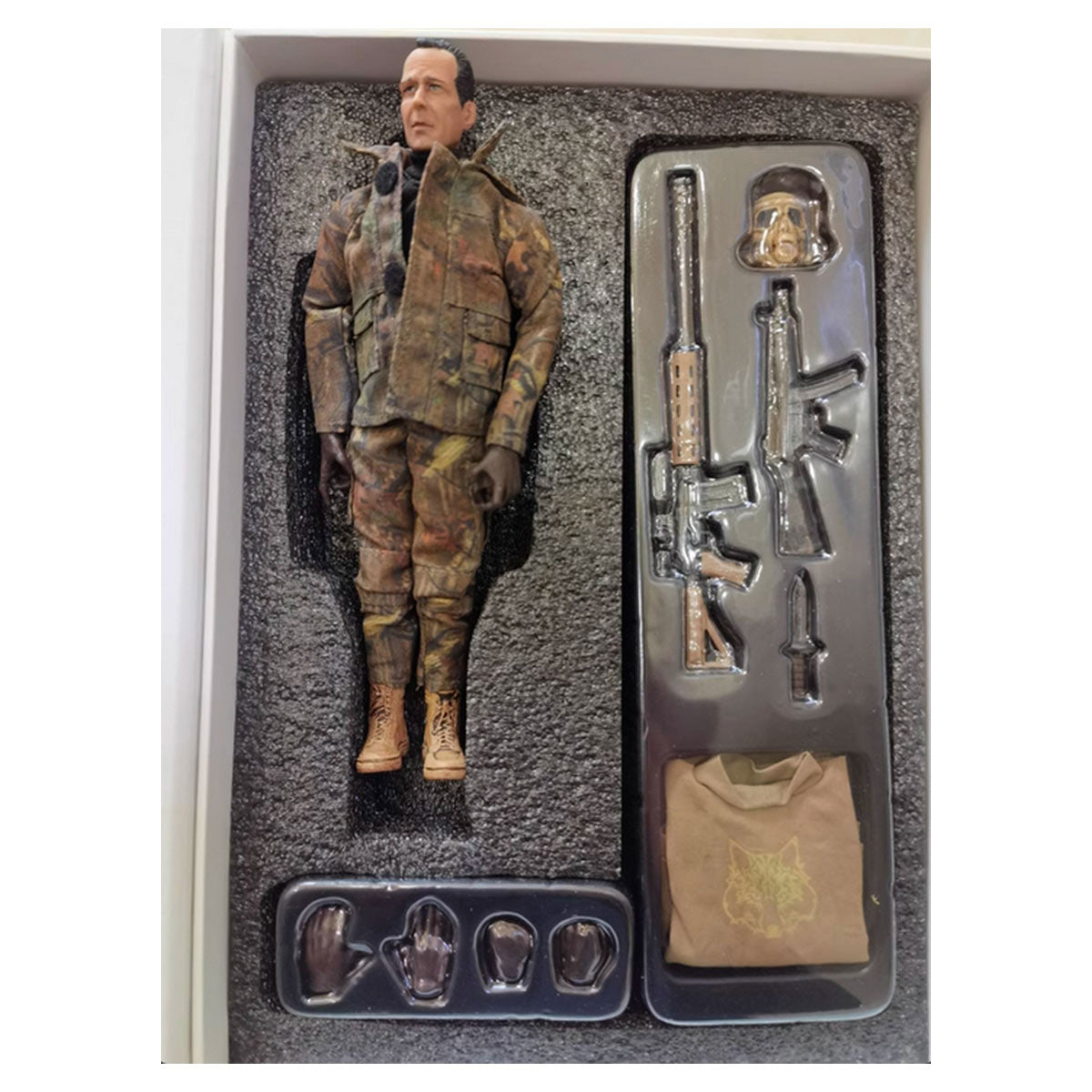 1/126 Scale RC Pilot Figure with Movable Joints for JCZK 300C PRO RC Helicopter - stirlingkit
