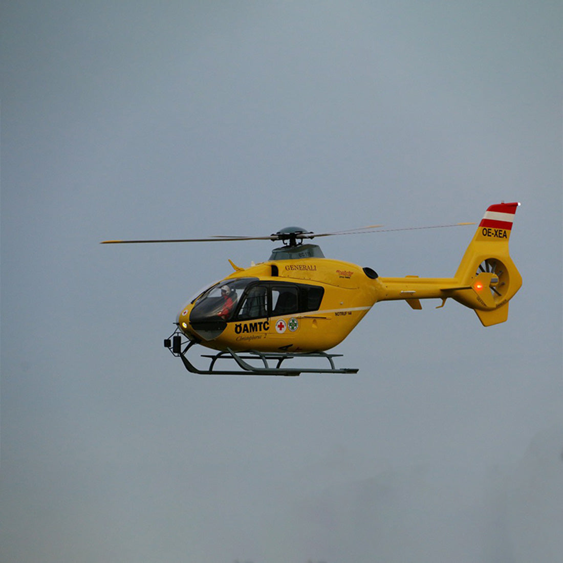 800 Size EC135 GPS RC Helicopter Large Scale Helicopter with H1 PRO Flight Controller RTF - stirlingkit