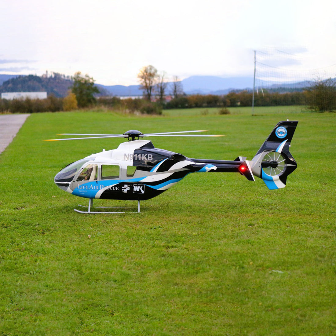 800 Size EC135 GPS RC Helicopter Large Scale Helicopter with H1 PRO Flight Controller RTF - stirlingkit