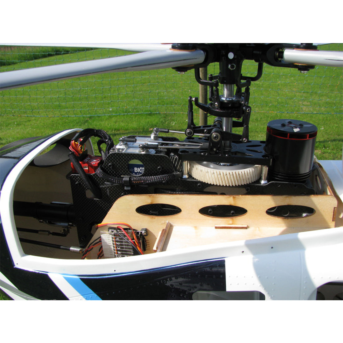 800 Size EC135 GPS RC Helicopter Large Scale Helicopter with H1 PRO Flight Controller RTF - stirlingkit