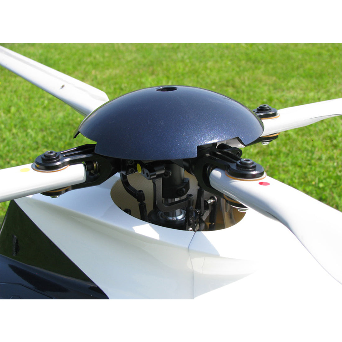 800 Size EC135 GPS RC Helicopter Large Scale Helicopter with H1 PRO Flight Controller RTF - stirlingkit