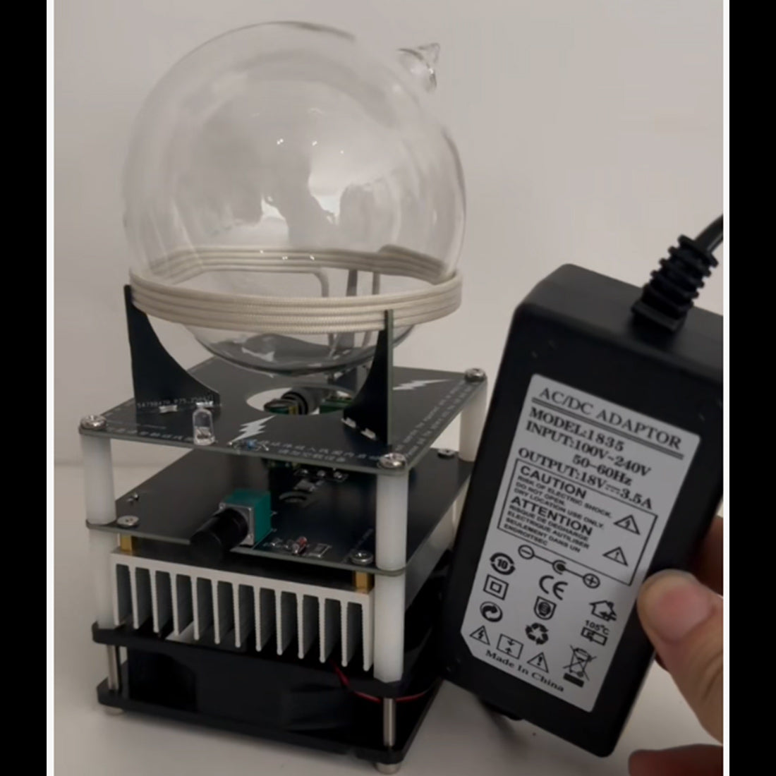 Electrode-Free Xenon Plasma Ring Light with Ring Oscillation Circuit - stirlingkit