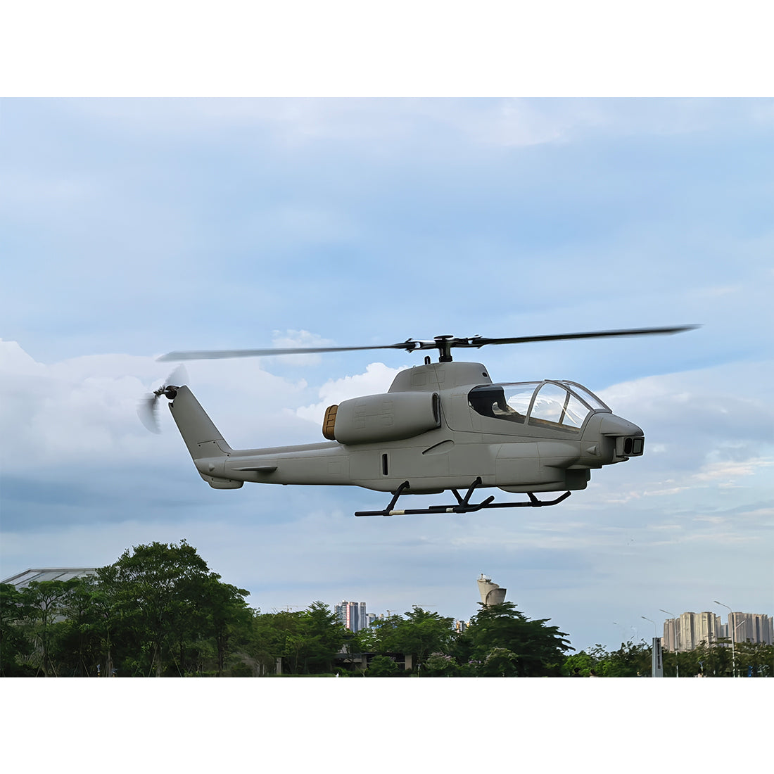 FLISHRC FL500 AH-1 Cobra 500-Class Large Scale GPS RC Helicopter Model with L7 Flight Controller 2.4G 6CH RTF - stirlingkit