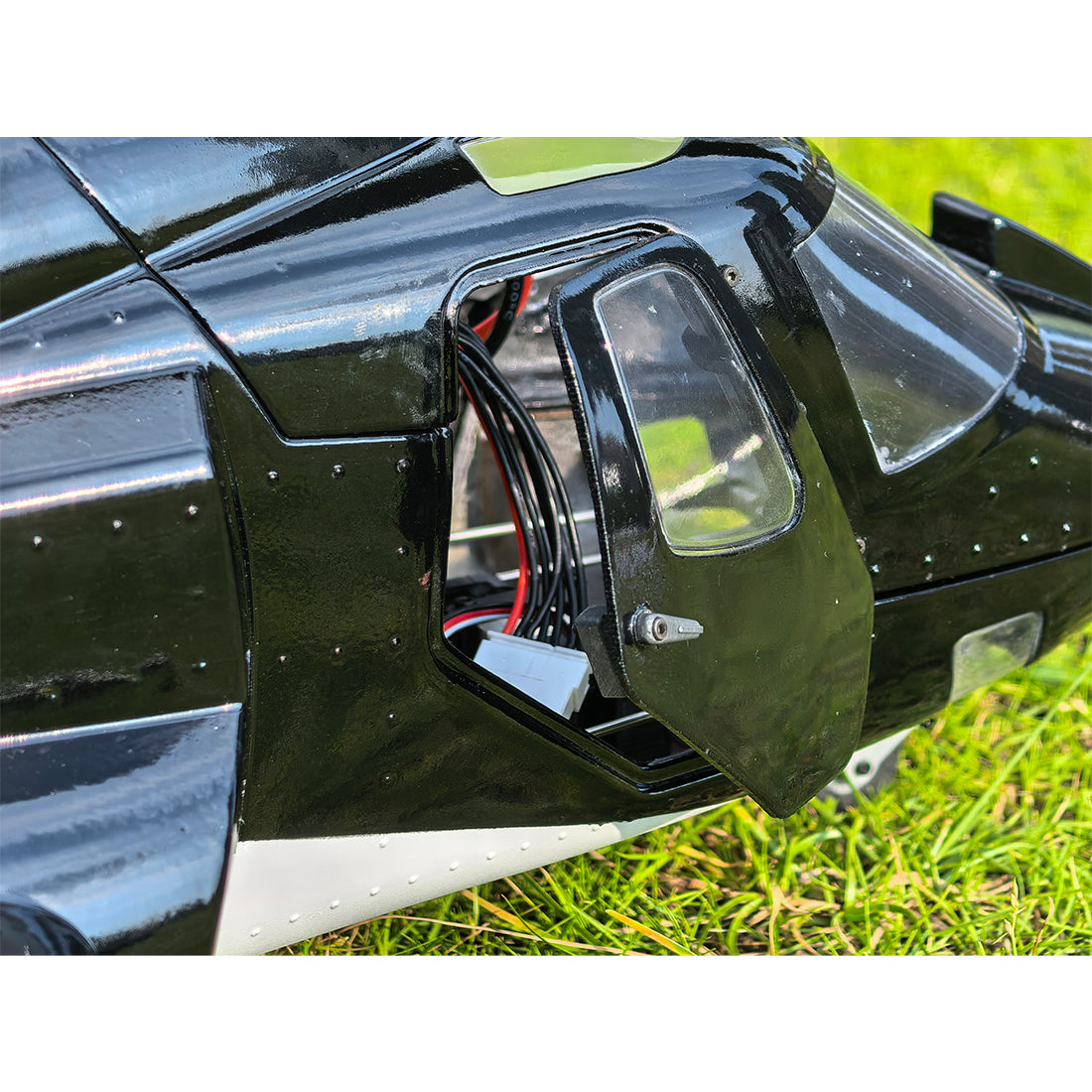 FLISHRC FL500 Air-wolf Pro 500-Class Huge Scale RC Helicopter Model with 4-Mode Positioning GPS 2.4G 6CH - stirlingkit