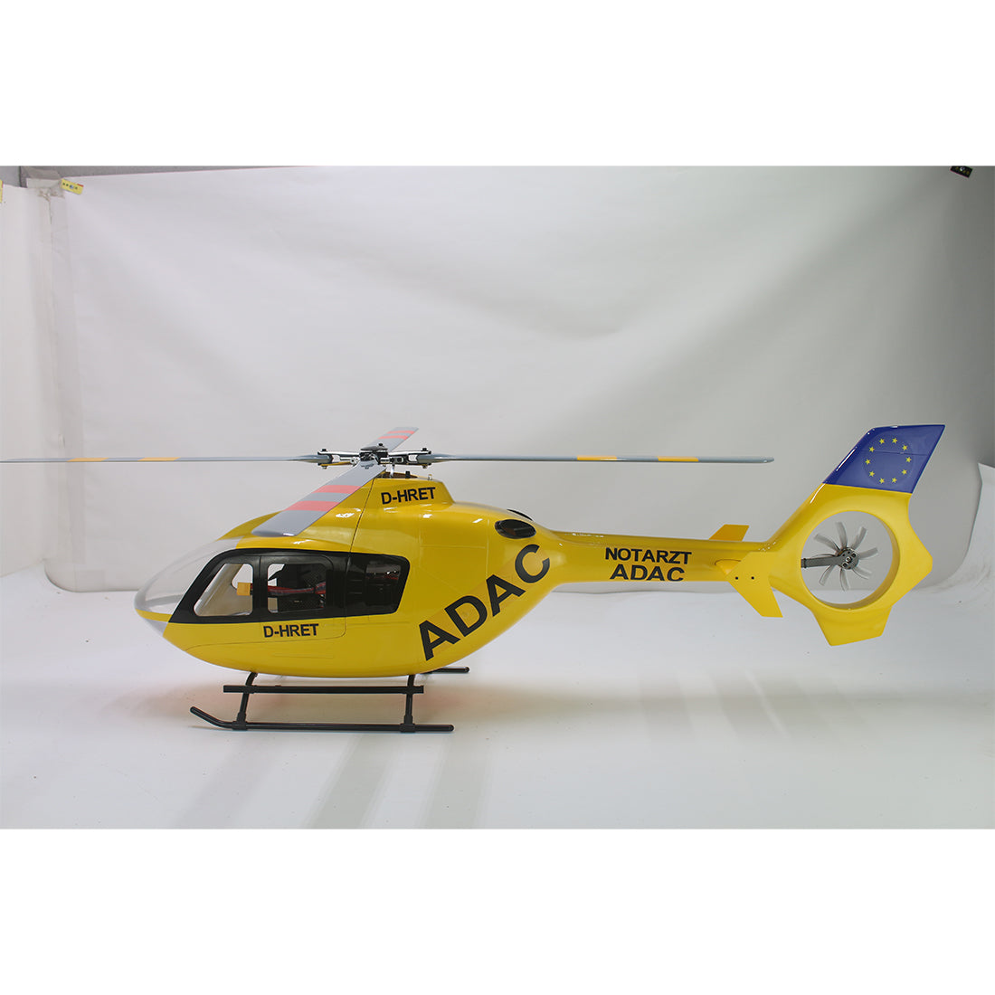 FLISHRC FL500 EC135 Super Scale 500 Size GPS RC Helicopter Model RTF with L7 Remote Controller - stirlingkit
