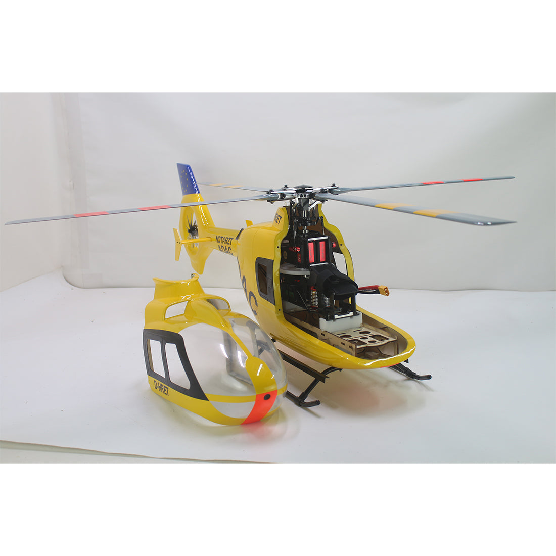 FLISHRC FL500 EC135 Super Scale 500 Size GPS RC Helicopter Model RTF with L7 Remote Controller - stirlingkit