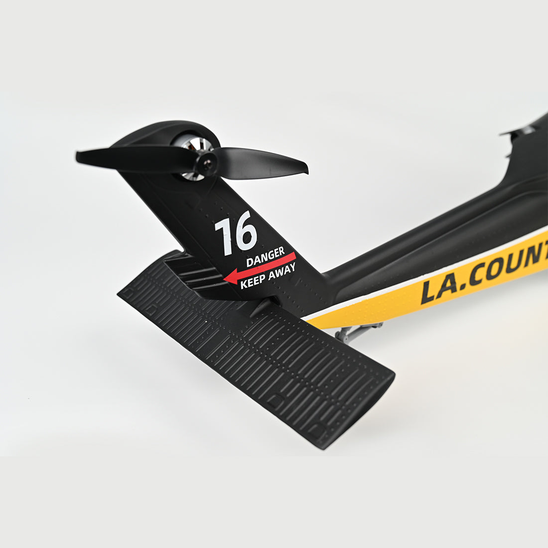 FLYWING UH-60L Black Hawk 2.4G 6CH 470-Class Large Scale RC GPS Helicopter Model with ACE Flight Controller