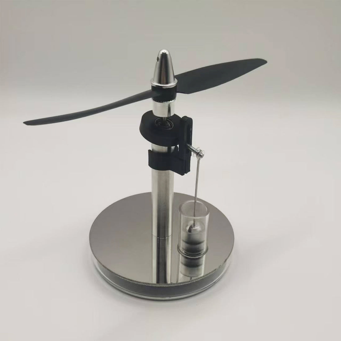 Low-Temperature Stirling Engine Model Coffe Cup Engine Model Helicopter Shape