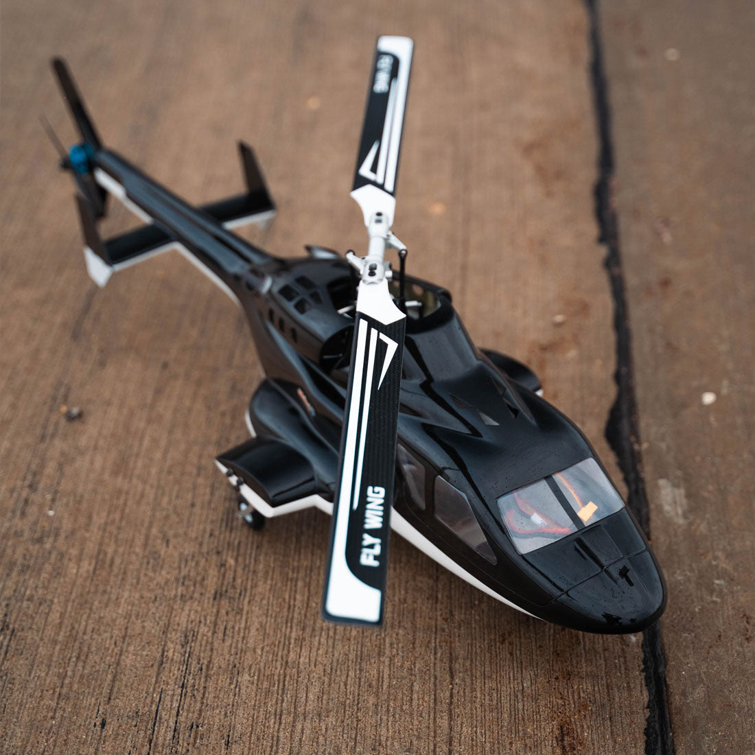 FLYWING FW450L Big Airwolf GPSRC Helicopter 2.4G RC 6CH  450-Class Electric Airplane Model - stirlingkit