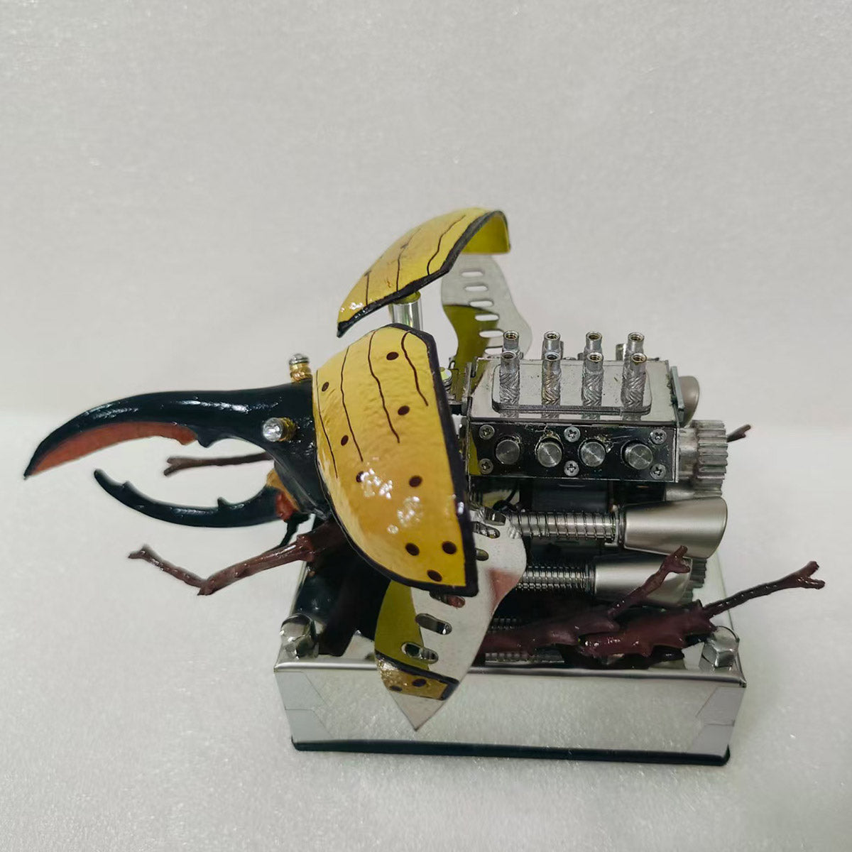 Mechanical Rhino Beetle Metal V8 Engine Model That Runs - stirlingkit