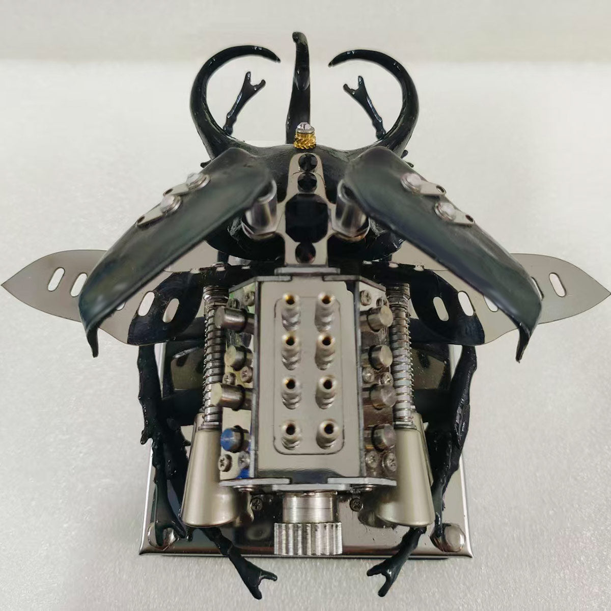 Mechanical Rhino Beetle Metal V8 Engine Model That Runs - stirlingkit