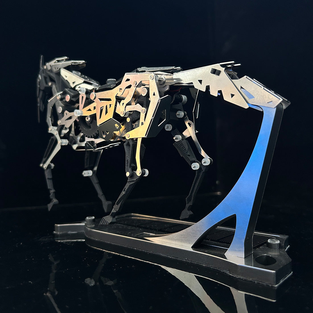 Mechanical Running Horse Metal Model Kits 165PCS Car Dashboard Ornament - stirlingkit