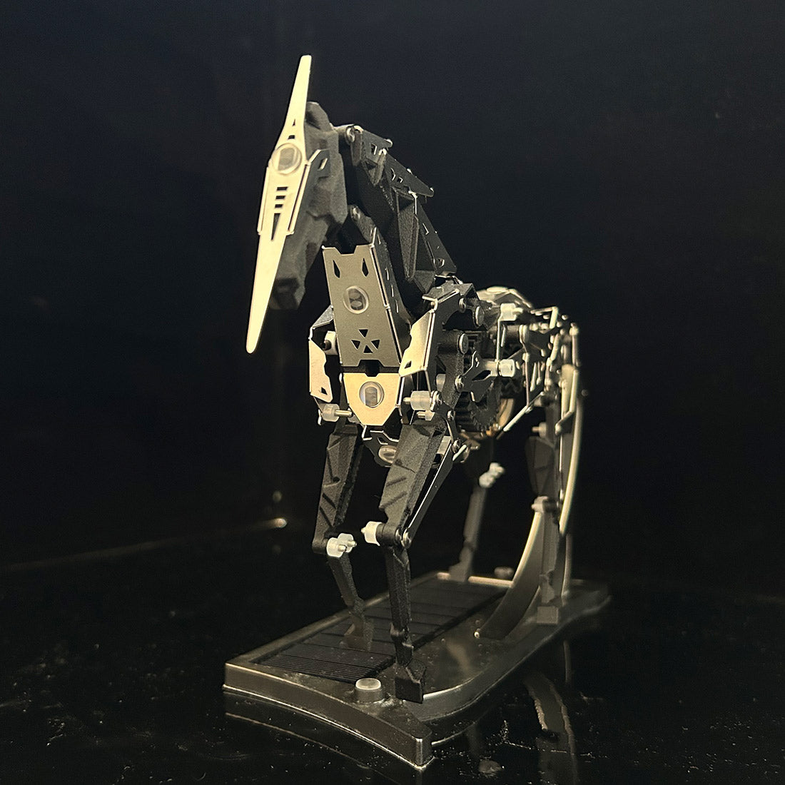 Mechanical Running Horse Metal Model Kits 165PCS Car Dashboard Ornament - stirlingkit