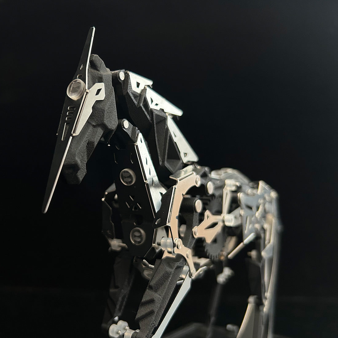 Mechanical Running Horse Metal Model Kits 165PCS Car Dashboard Ornament - stirlingkit