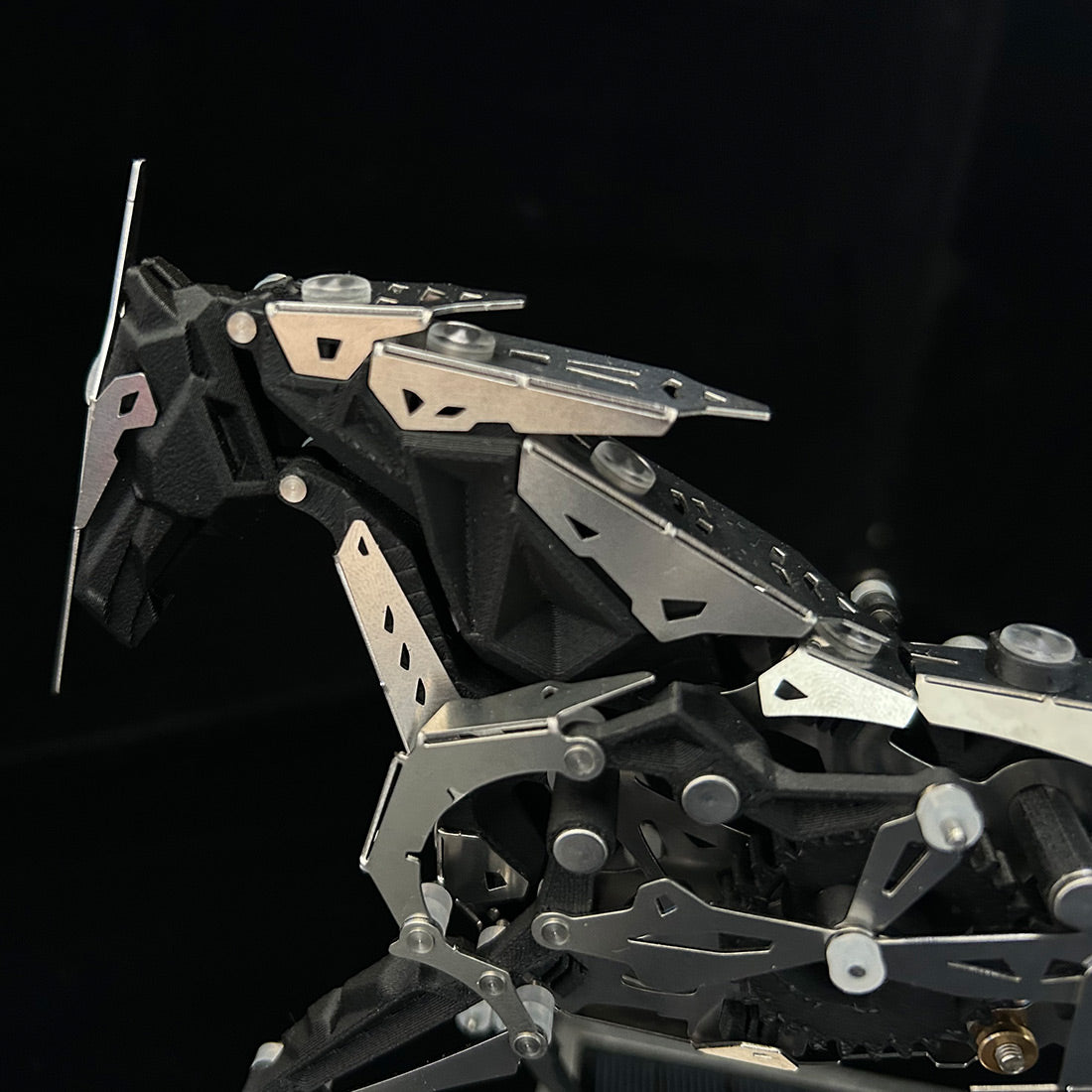 Mechanical Running Horse Metal Model Kits 165PCS Car Dashboard Ornament - stirlingkit