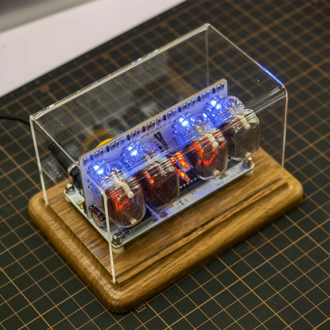 Nostalgic Nixie Tube Clock IN-12 Retro Electronic Clock - stirlingkit