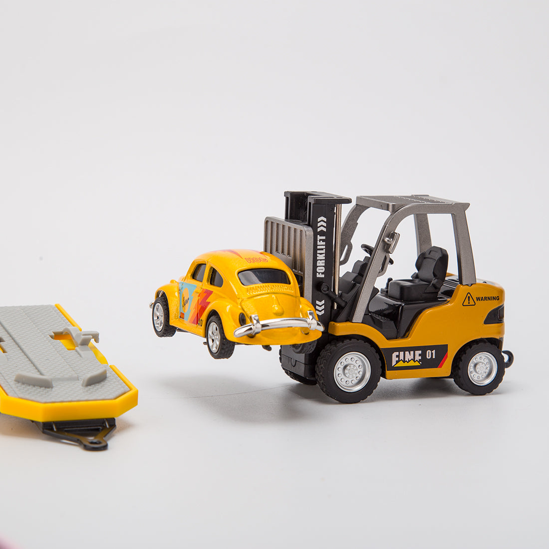 RC Forklift Remote Control Forklift With Flatbed Trailer Pullback Car 1/64 Scale 2.4G Kids Toy - stirlingkit