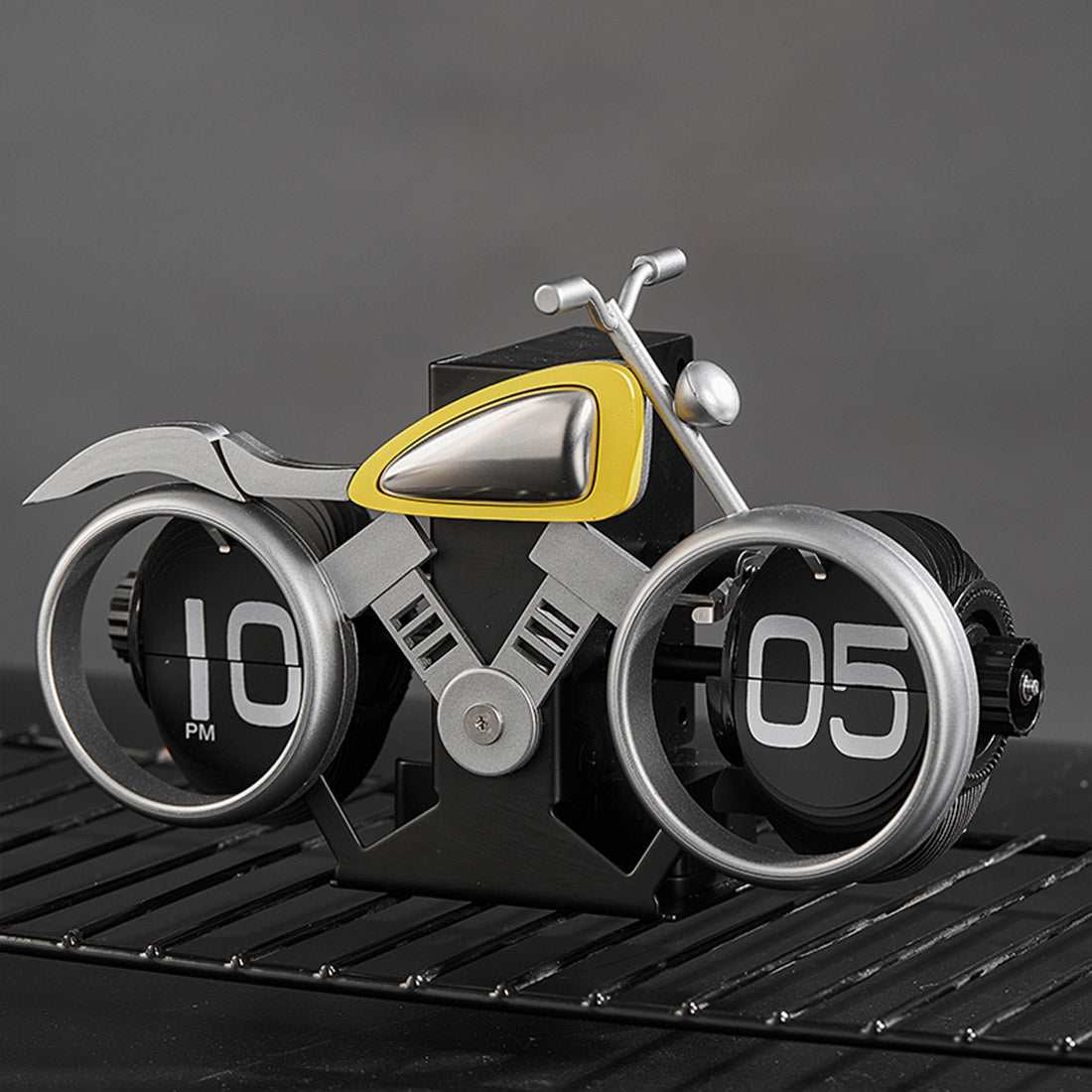 Retrol Motorcycle Flip Clock Unique Gift for Biker - stirlingkit