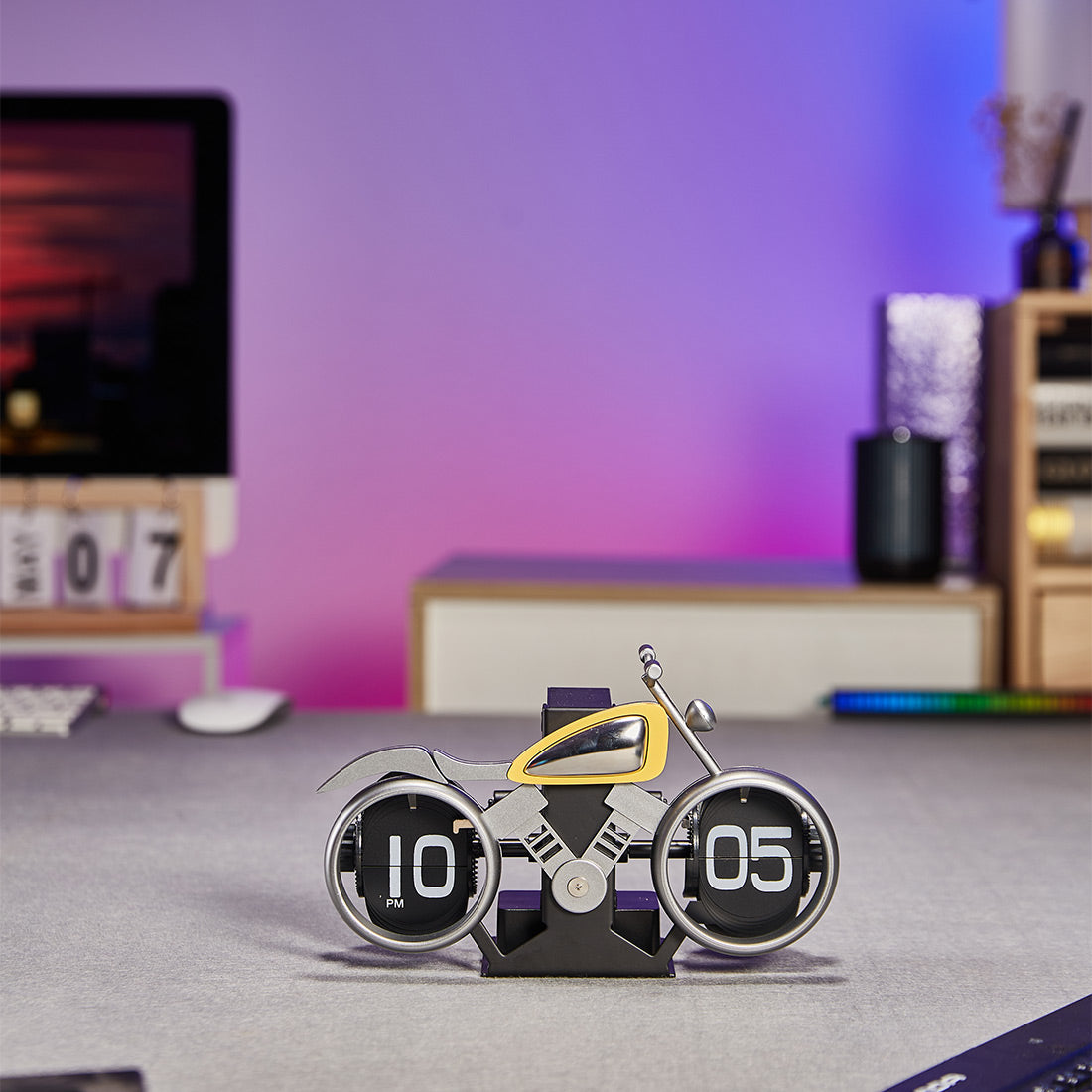 Retrol Motorcycle Flip Clock Unique Gift for Biker - stirlingkit