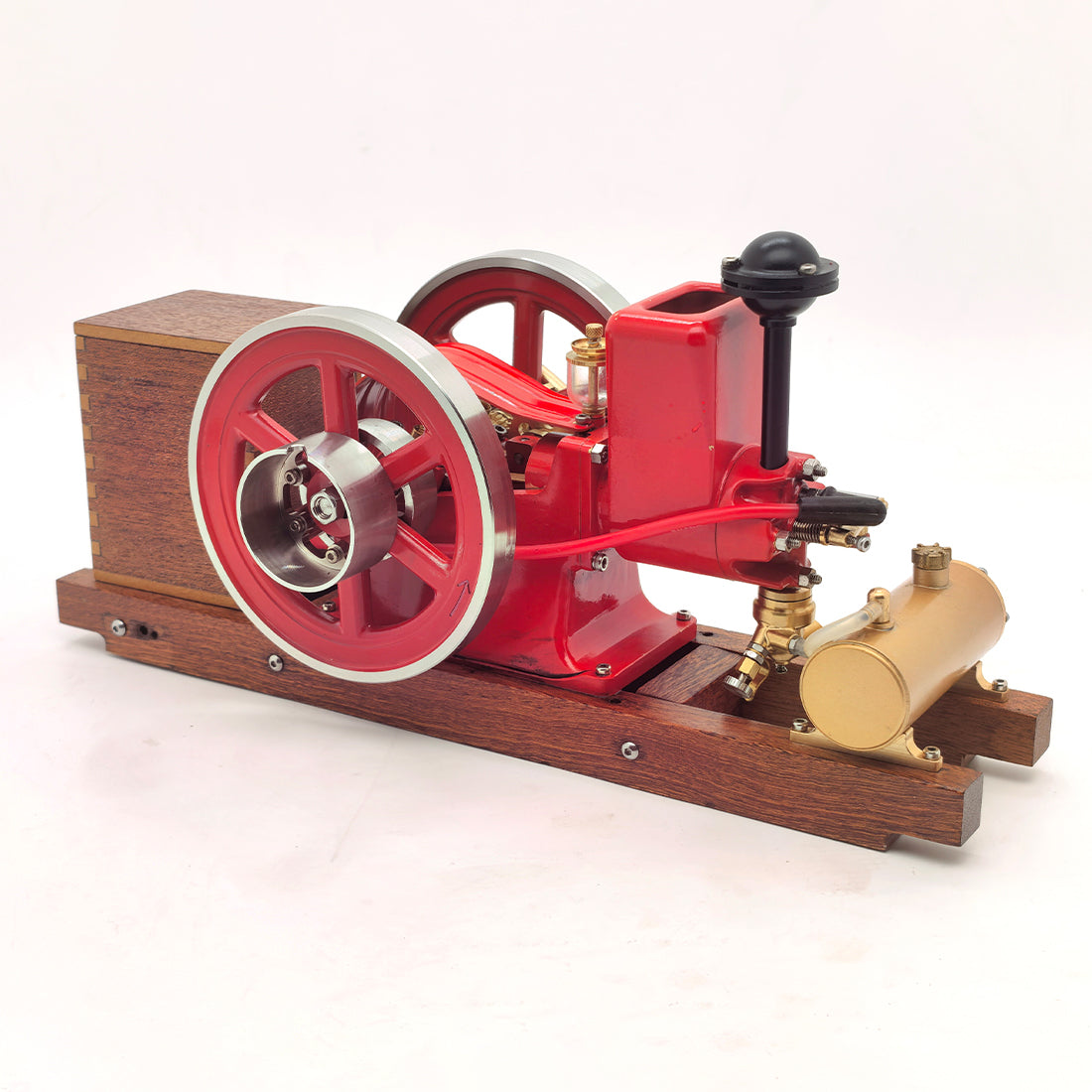 RETROL & OKMO B03 Hired Man Hit and Miss Engine Model RTR Water-cooled