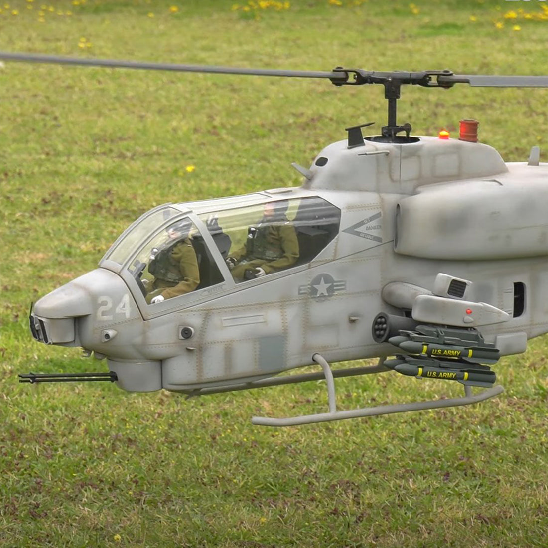 ROBAN AH-1 Cobra Super Large Scale GPS Helicopter 700 Size with H1 PRO Flight Controller 2.4G 6CH Camouflage Army Style - stirlingkit