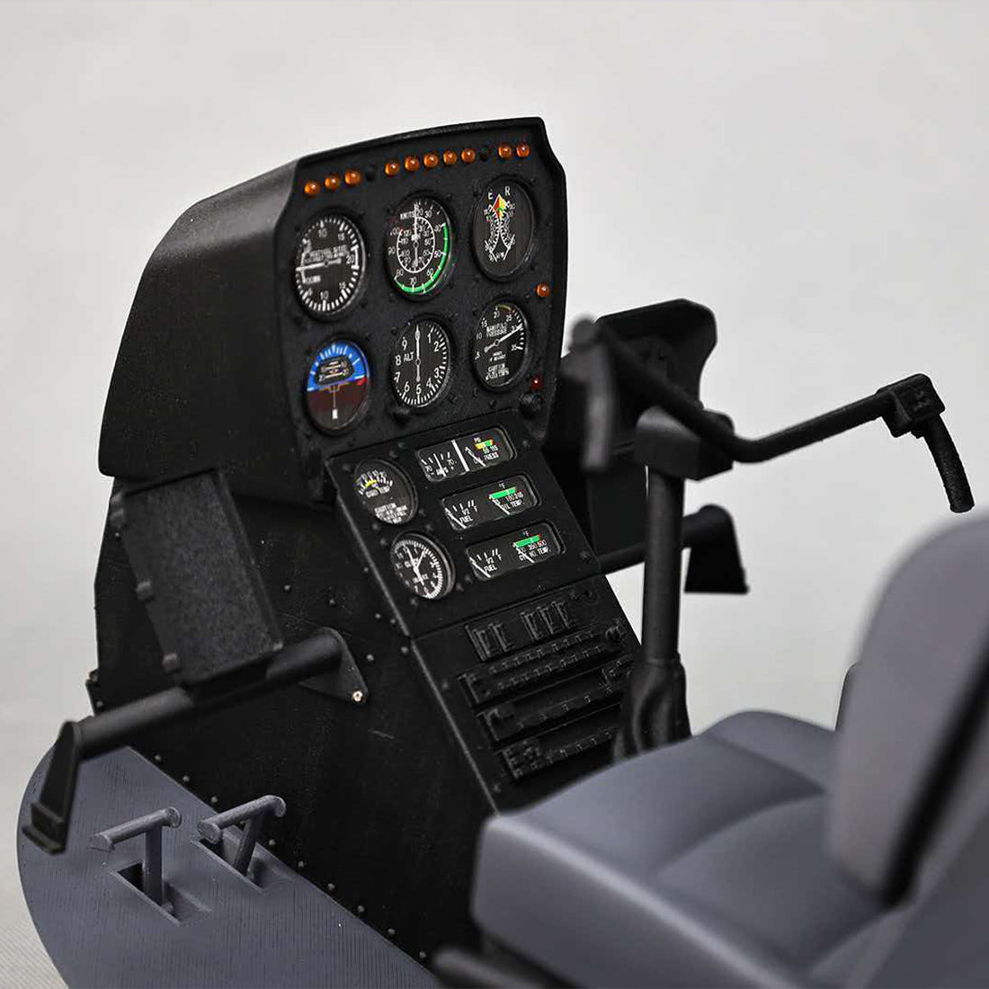 RVE R22 Robinson 700-Class Super Large Scale GPS RC Helicopter with H2 Flight Controller