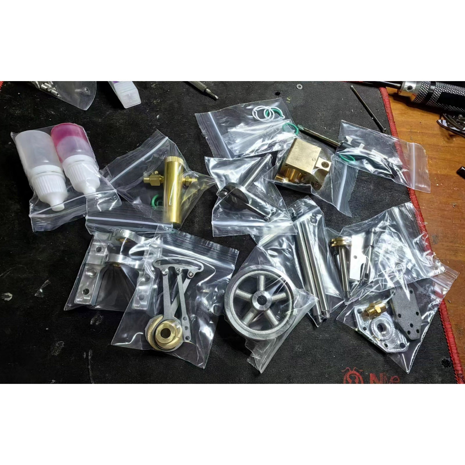 V1313 Mini Reversing Single-Cylinder Steam Engine Vertical Model Kits ...