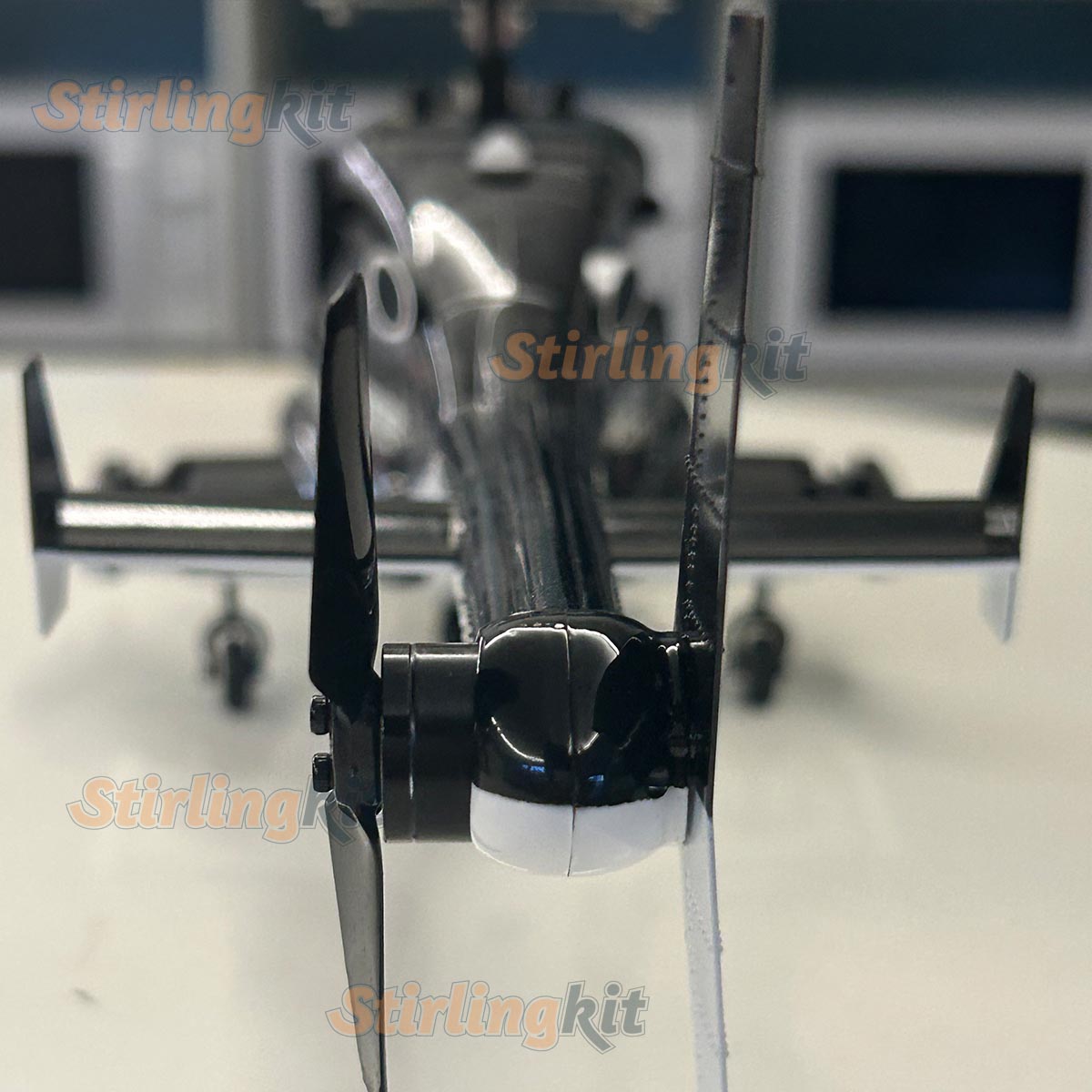 WOLFBUSH AW-911 Airwolf 1/34 Scale RC Helicopter Smart GPS 2.4G 9CH 6G/3D Stunt RC Airplane - stirlingkit