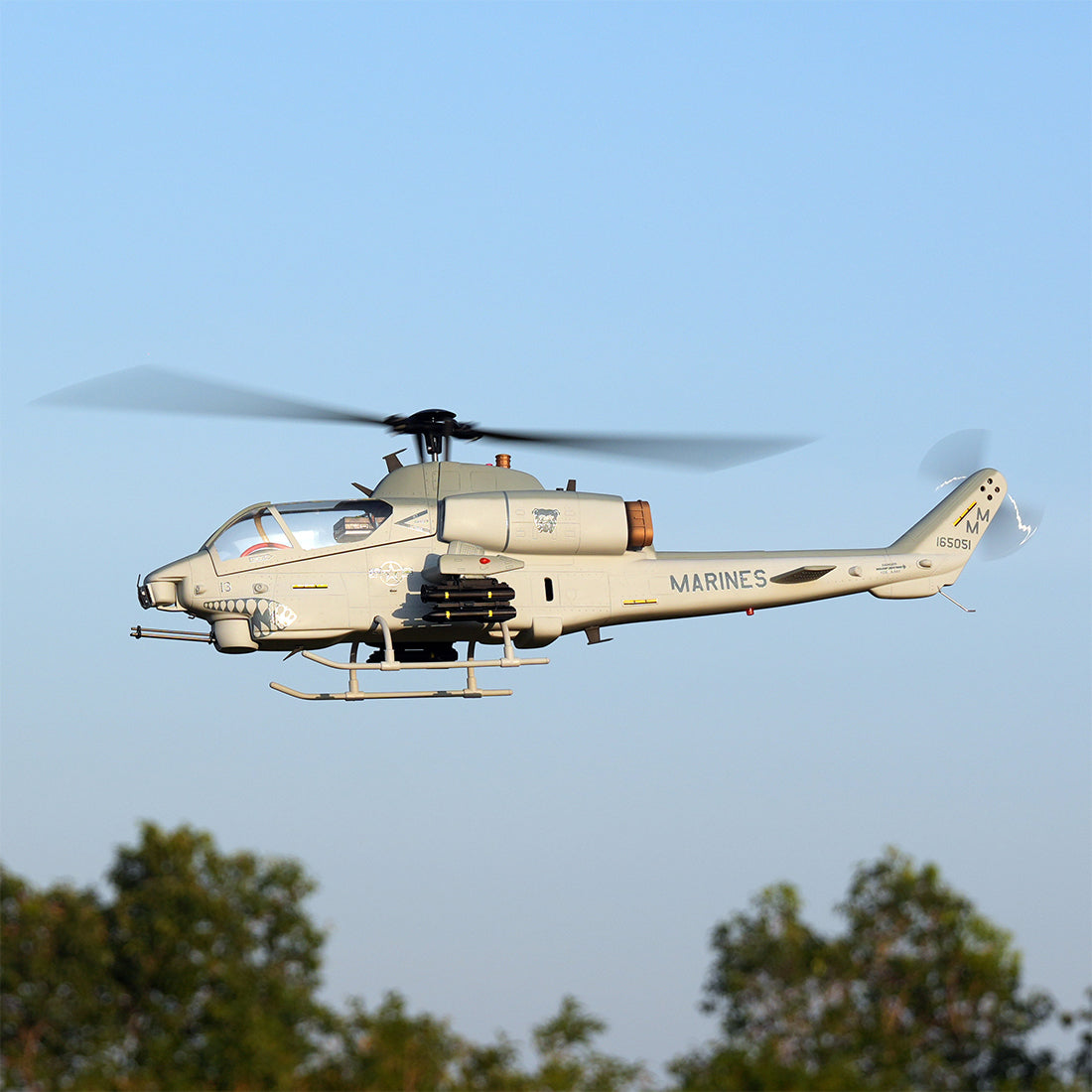 WOLFBUSH & ROBAN AH-1W Cobra 470-Class Military GPS Large RC Helicopter Model 2.4G 6CH - stirlingkit
