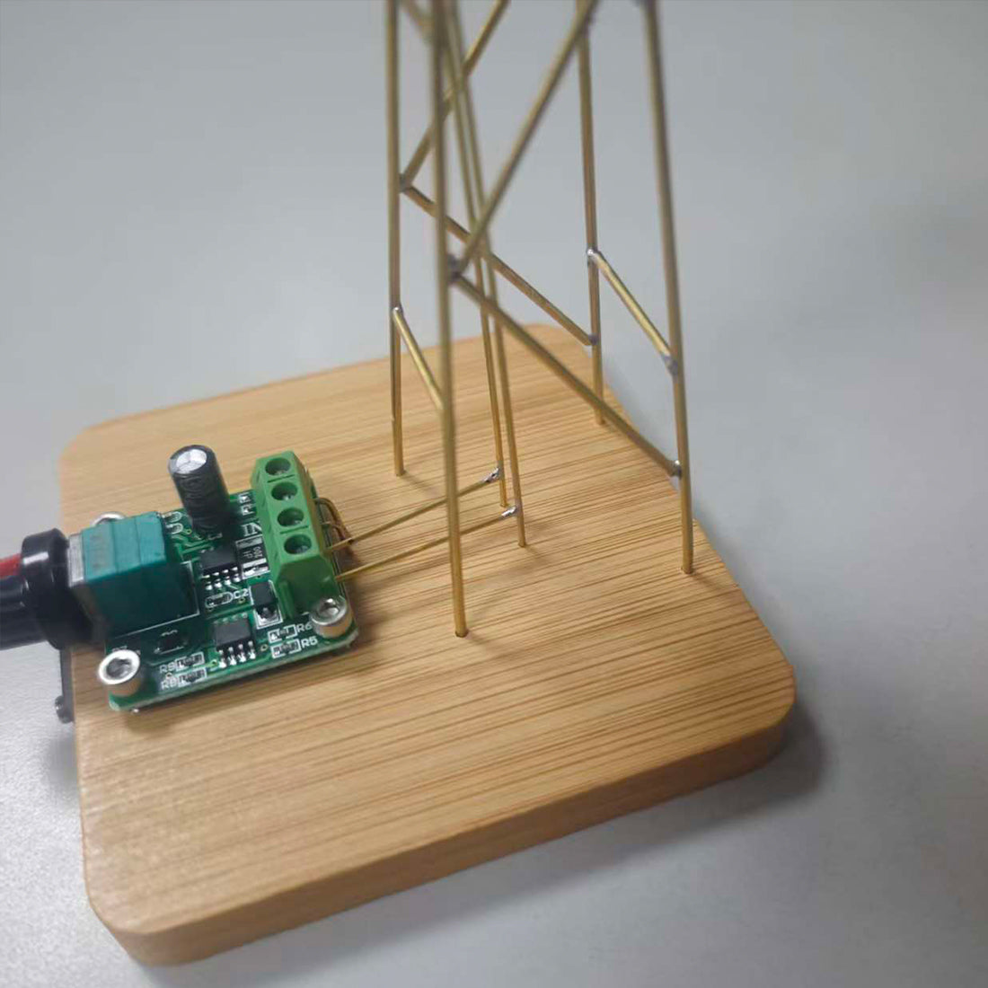 Working American Windmill DIY Circuit Sculpture Model Kits Edison LED Lamp