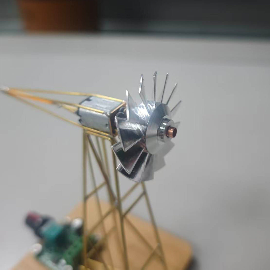 Working American Windmill DIY Circuit Sculpture Model Kits Edison LED Lamp