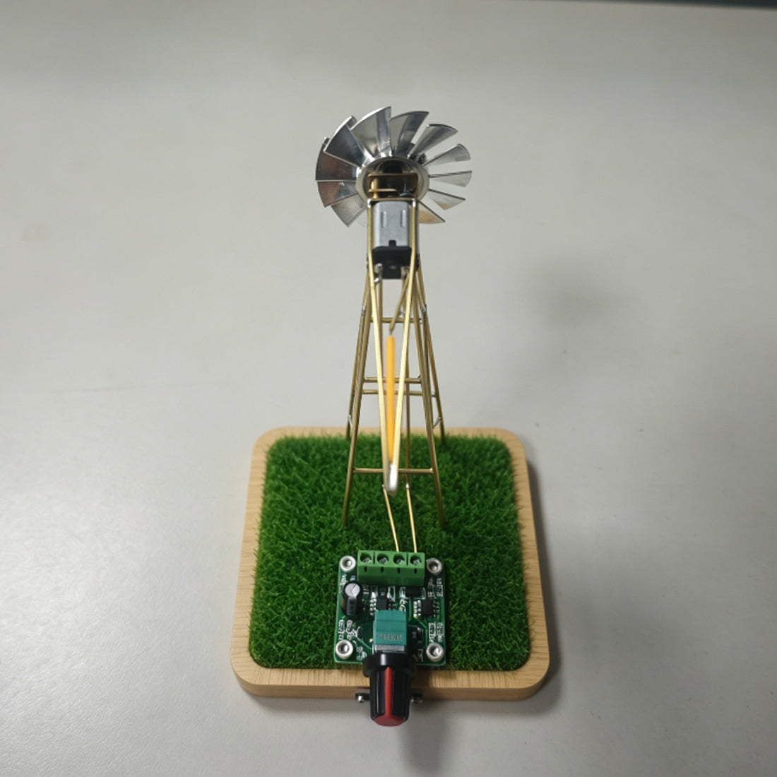 Working American Windmill DIY Circuit Sculpture Model Kits Edison LED Lamp
