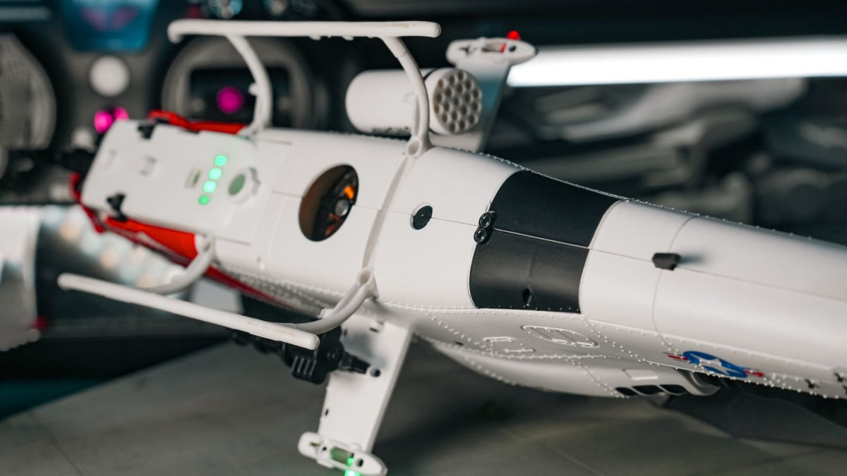 YU XIANG F112S AH-1 Cobra Attack RC Helicopter 2.4G 9CH 200 Class Military Airplane RTF - stirlingkit