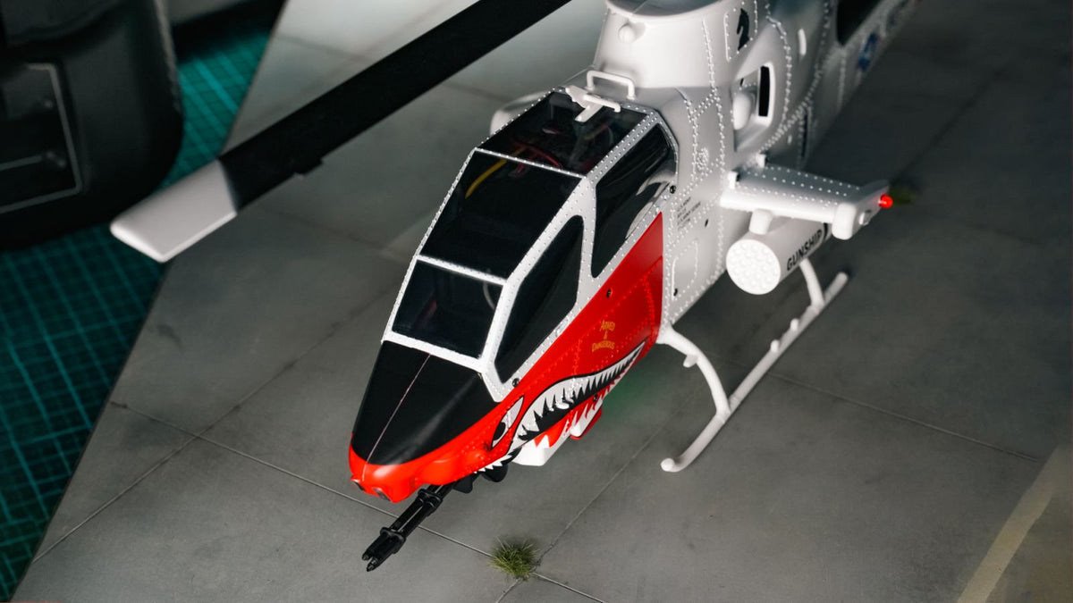 YU XIANG F112S AH-1 Cobra Attack RC Helicopter 2.4G 9CH 200 Class Military Airplane RTF - stirlingkit