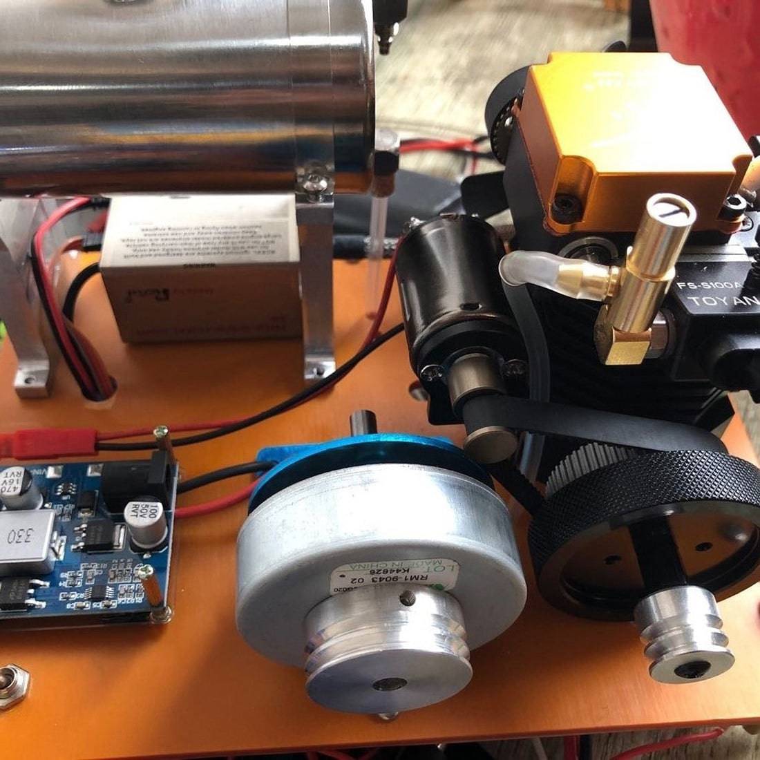 TOYAN 4 stroke Gasoline Engine DIY 12V Electric Generator Science Education Laboratory Engine - stirlingkit