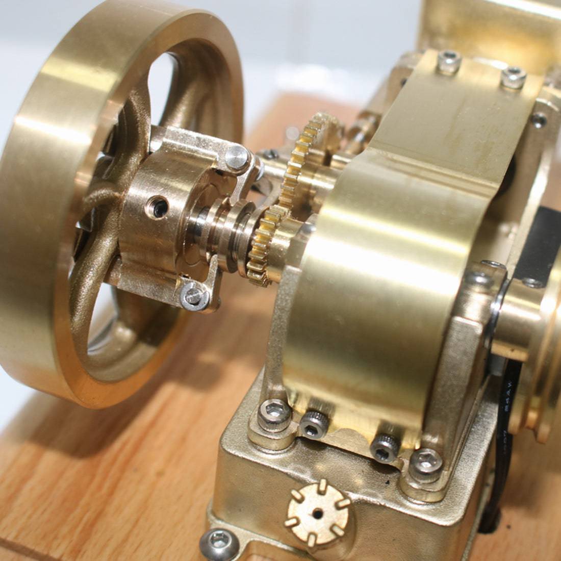 4 Stroke Watercooled Metal 1.6cc Gasoline Engine- M17 Hit and Miss Engine with Speed Governor - stirlingkit