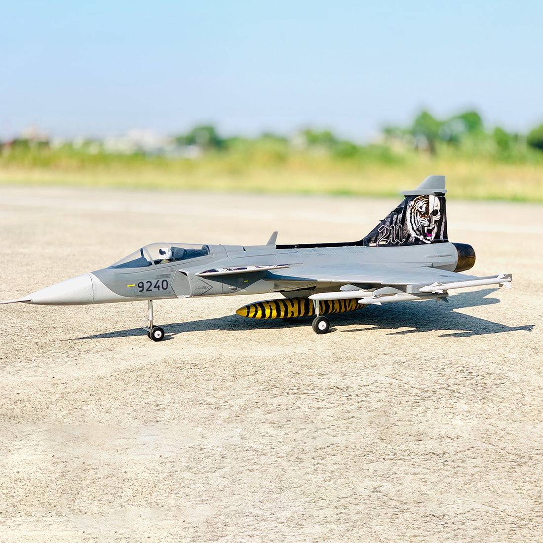 Gripen JAS-39 EPO RC EDF Jet Fighter RC Airplane Plane (ARF / PNP) - Tiger Pattern - stirlingkit