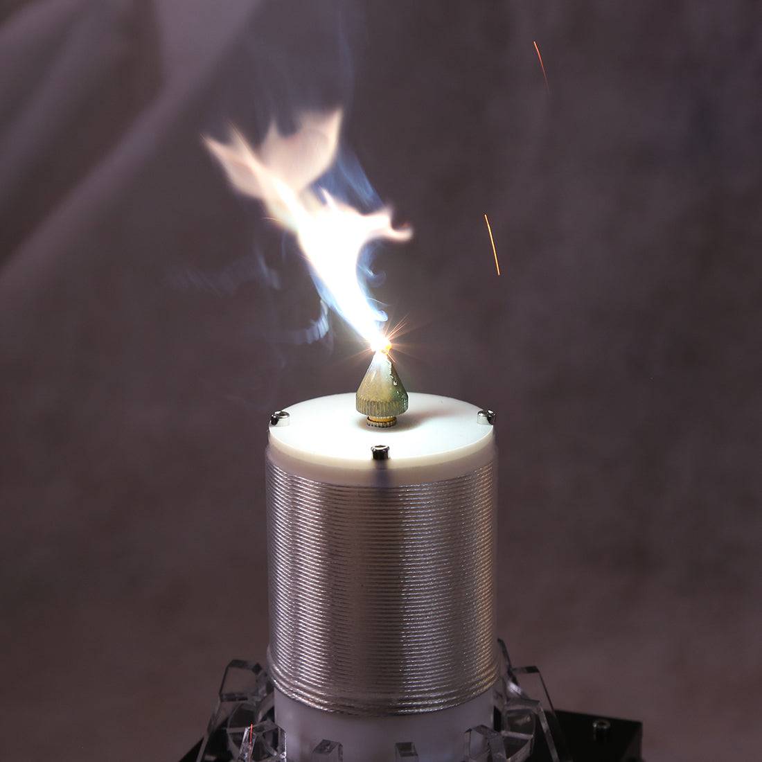 Stark HFSSTC Electronic Candle Tesla Coil Plasma Loudspeaker 7MHz High Frequency Toys - Random Black / Transparent Shell - stirlingkit